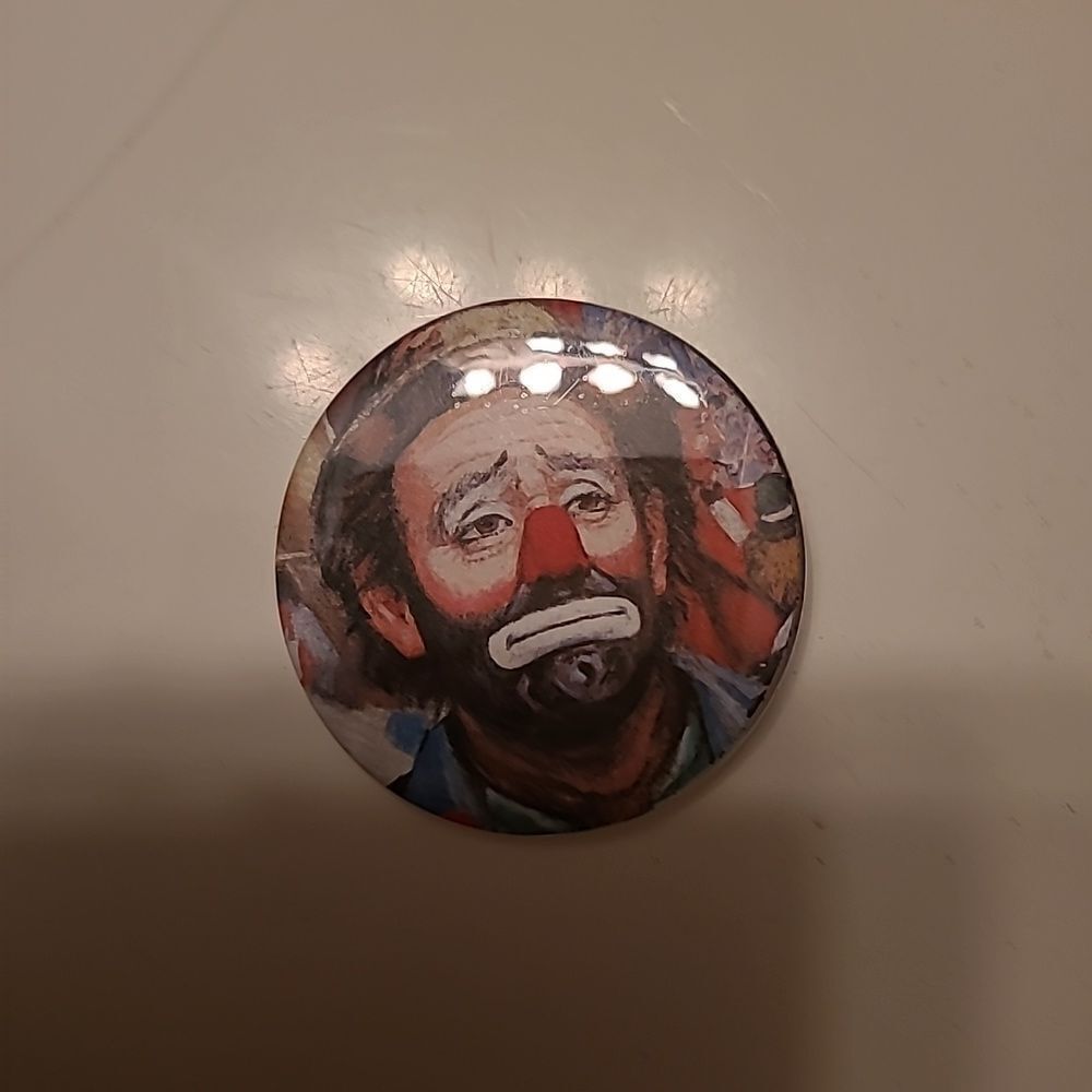 Emmet Kelly Button